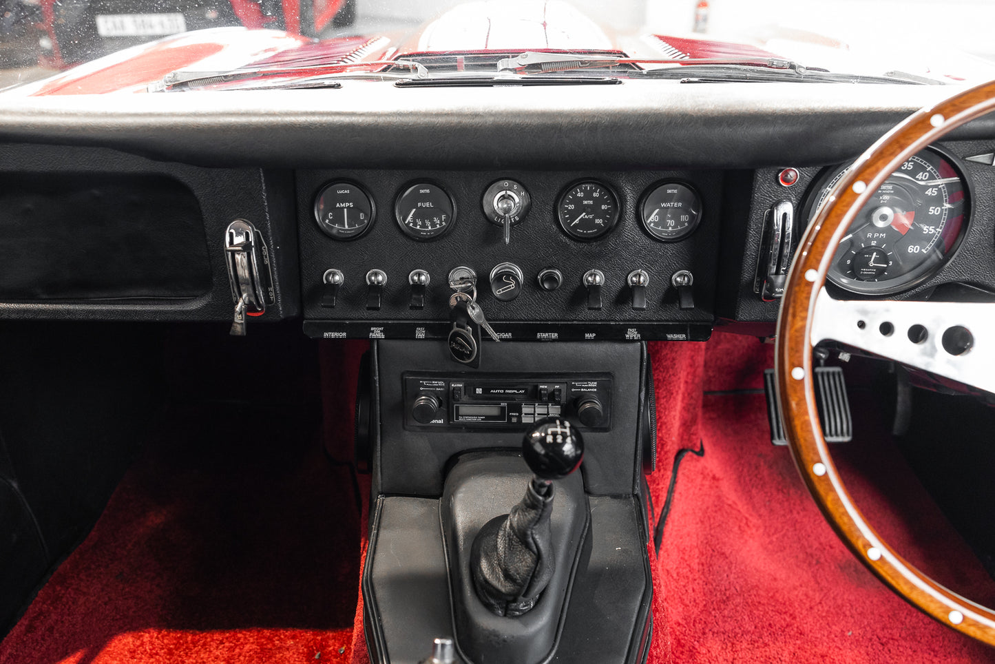 1966 Jaguar E Type Series 2 - 4.2 FHC - 61 554 miles showing