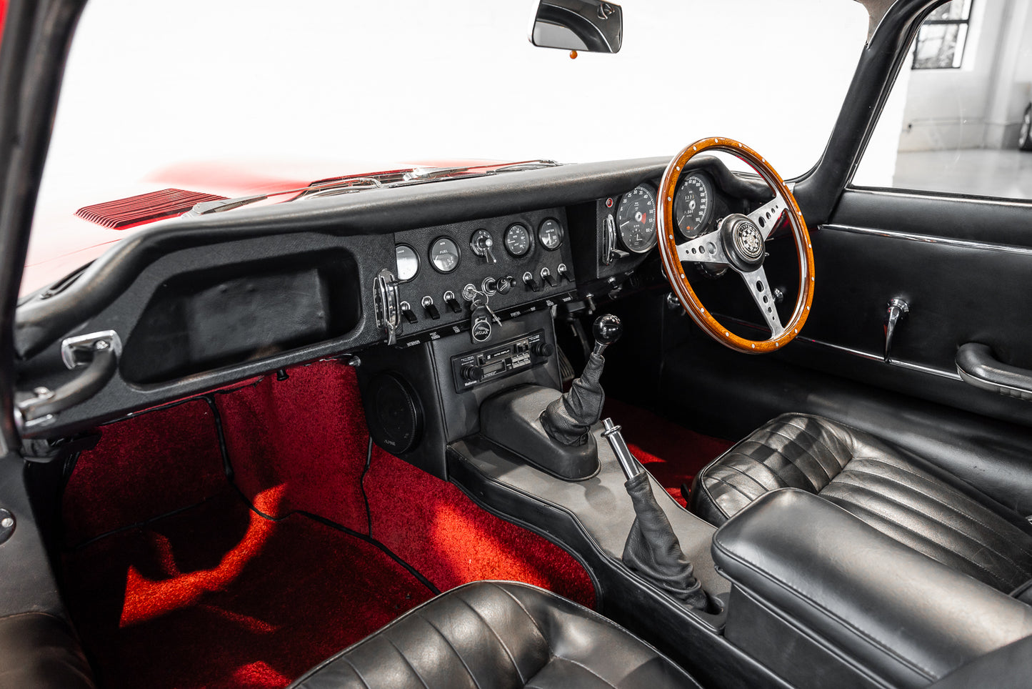 1966 Jaguar E Type Series 2 - 4.2 FHC - 61 554 miles showing