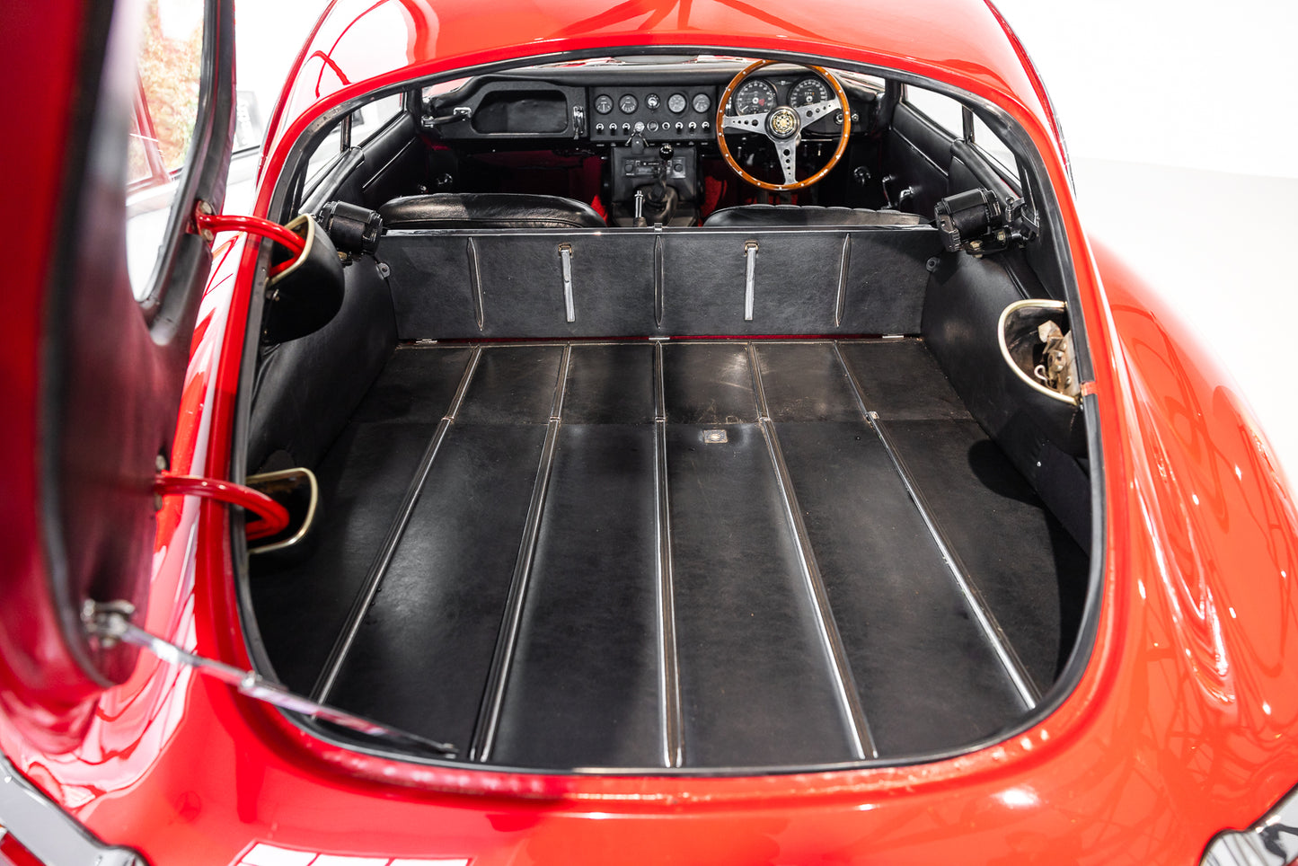 1966 Jaguar E Type Series 2 - 4.2 FHC - 61 554 miles showing