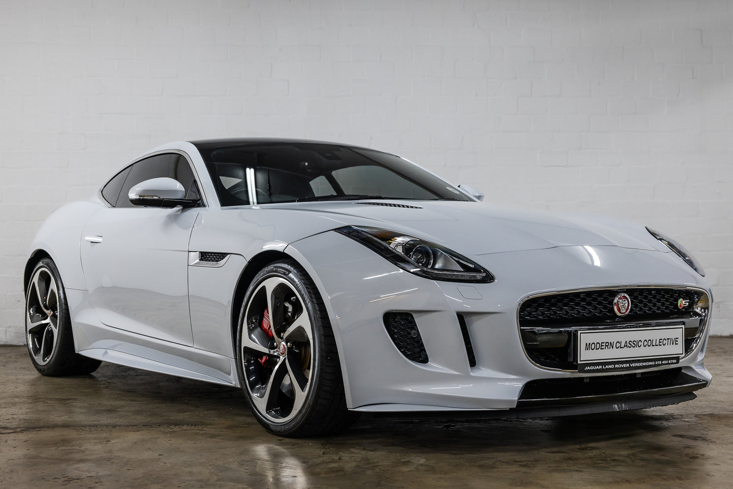 2016 Jaguar F type V6 S - 34 400kms