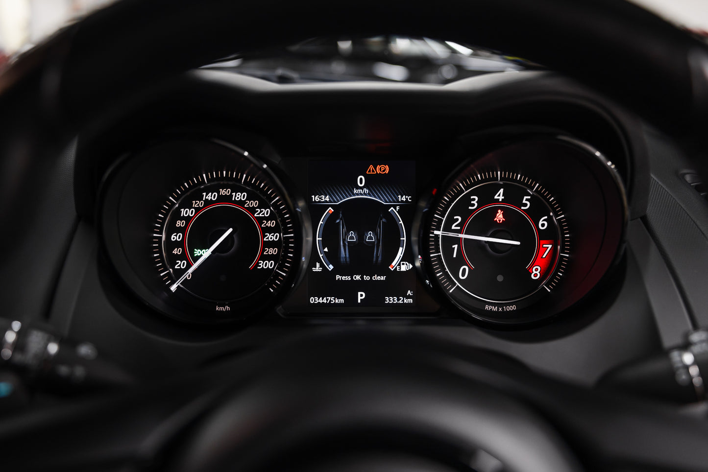 2016 Jaguar F type V6 S - 34 400kms
