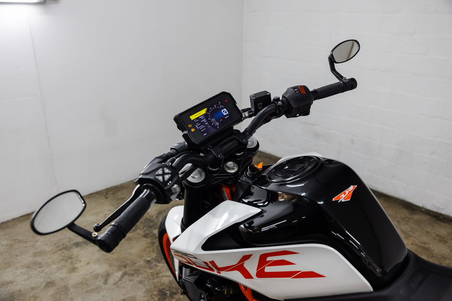 2017 KTM Duke 390 - 8500kms