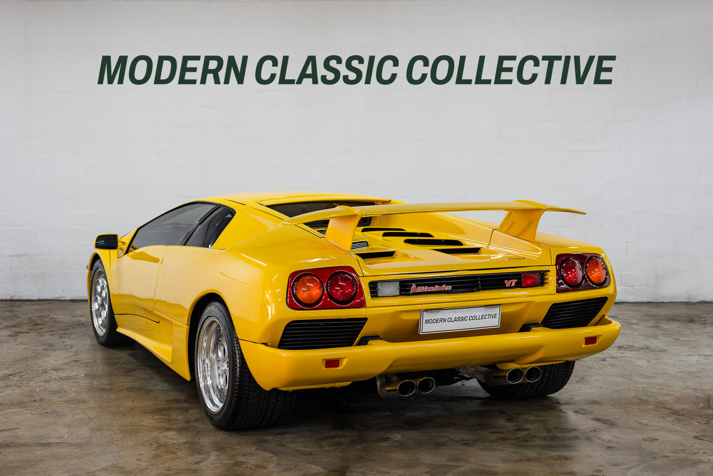 1995 Lamborghini Diablo VT - 97 800kms
