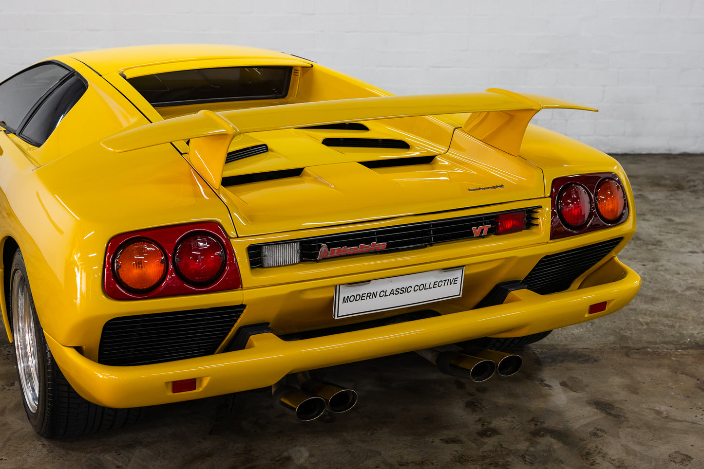 1995 Lamborghini Diablo VT - 97 800kms