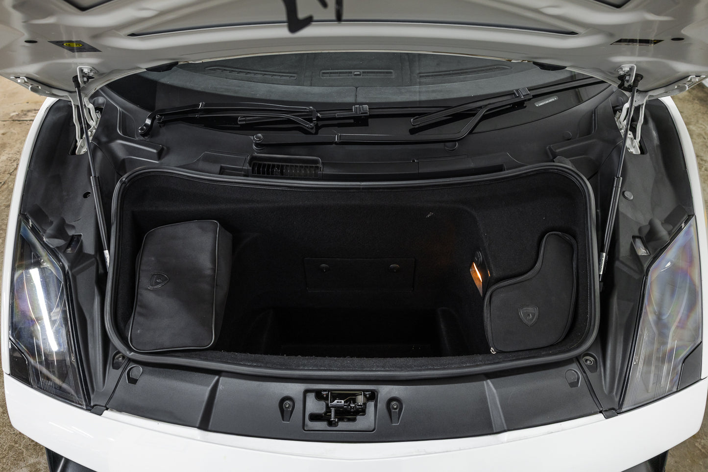 2011 Lamborghini Gallardo Superleggera LP570-4 (GEN II) - 28 200kms