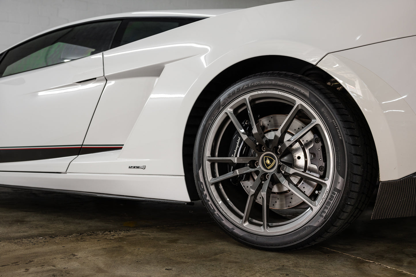 2011 Lamborghini Gallardo Superleggera LP570-4 (GEN II) - 28 200kms