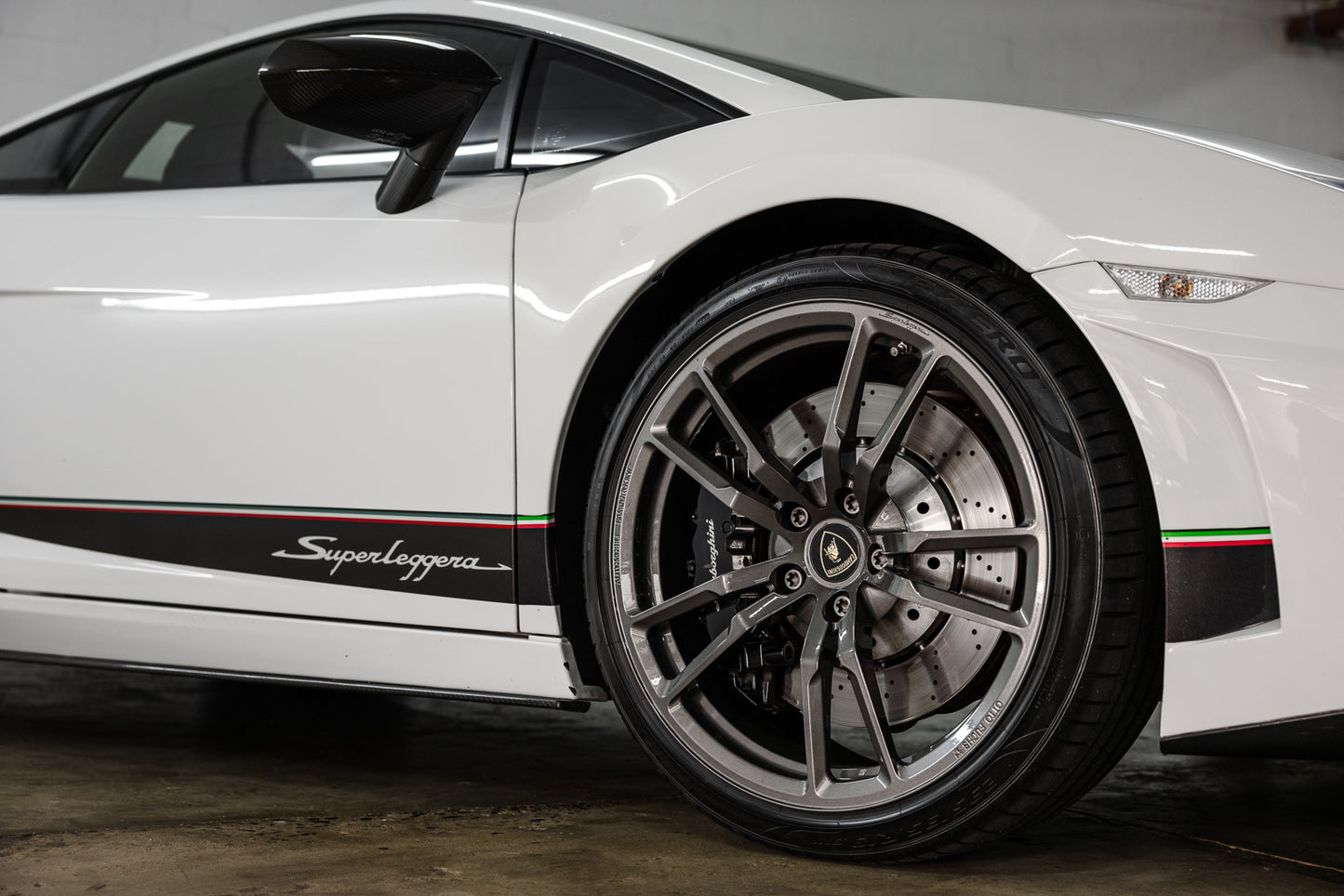 2011 Lamborghini Gallardo Superleggera LP570-4 (GEN II) - 28 200kms