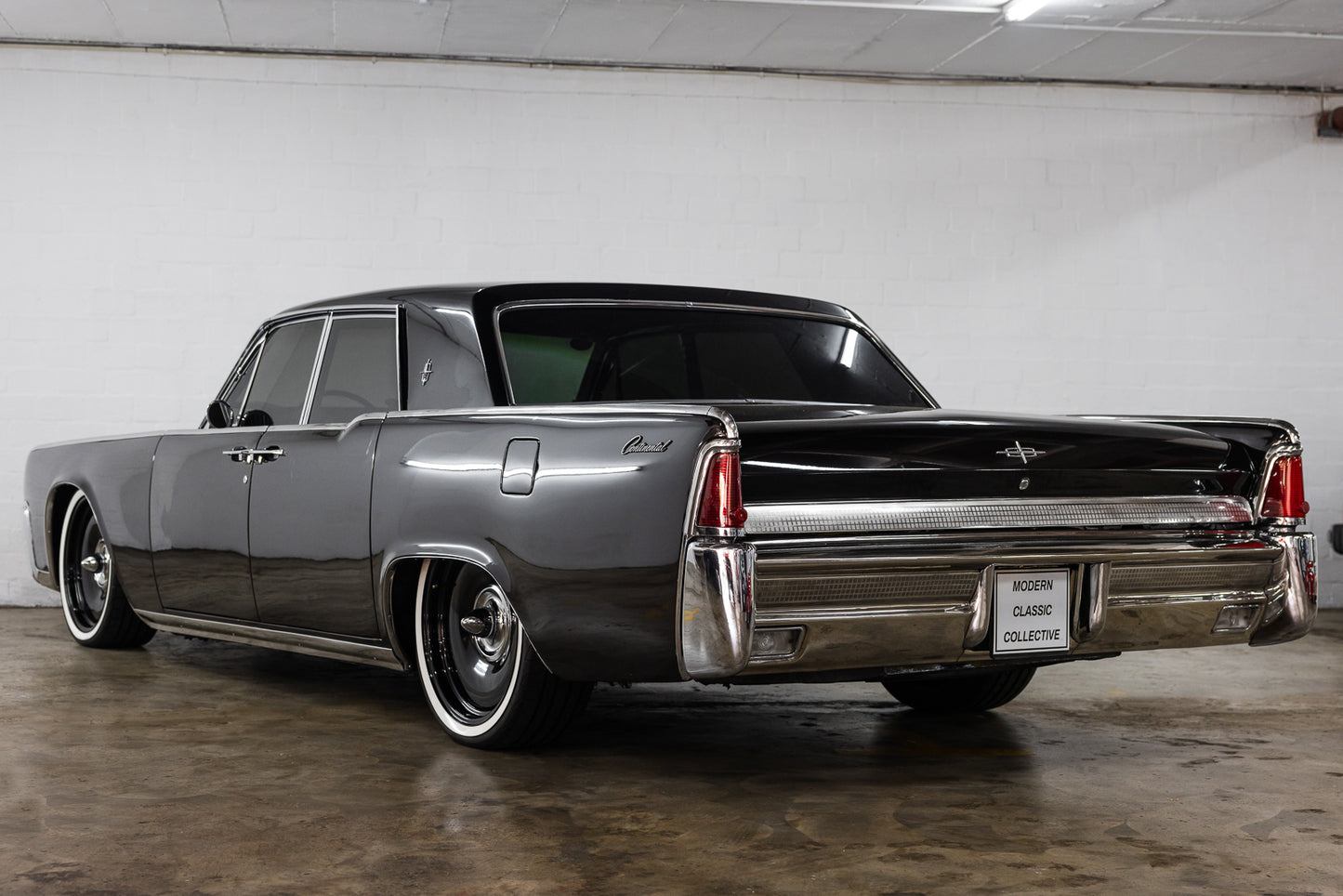 1964 Lincon Continental - 72 860 miles showing