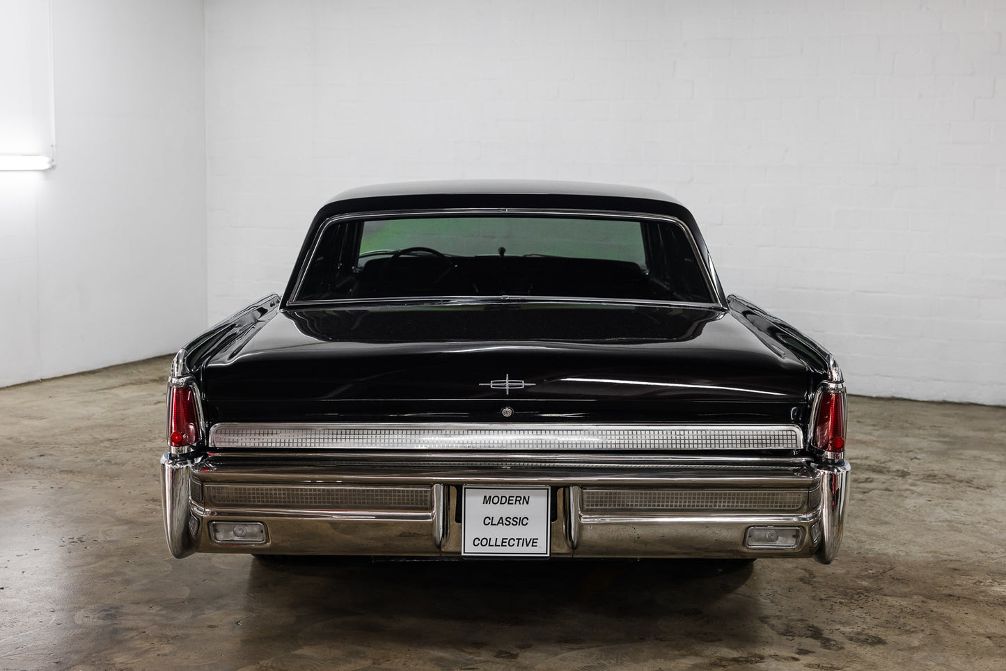 1964 Lincon Continental - 72 860 miles showing