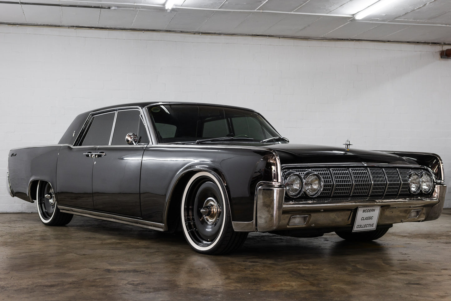 Lowered Lincon Continental Mafia Car 