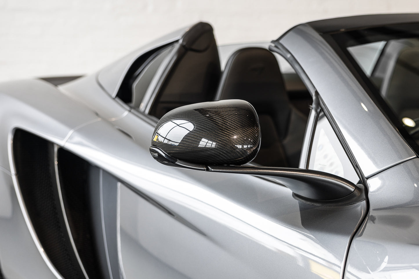 2014 Mclaren MP4-12C Spider - 12 400kms