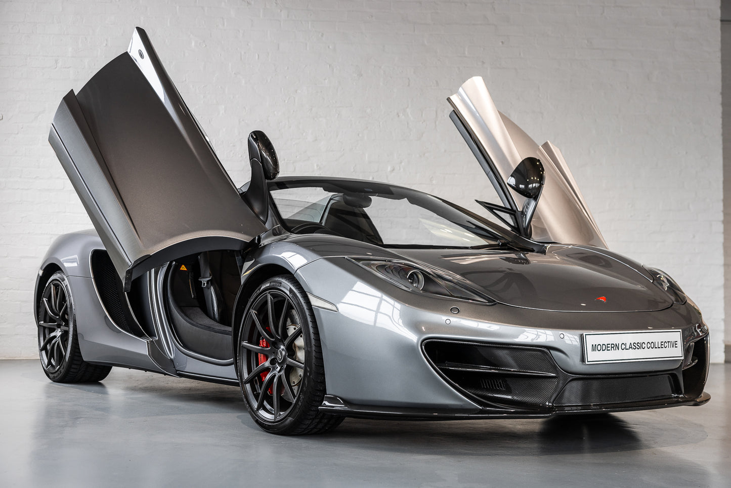 2014 Mclaren MP4-12C Spider - 12 400kms