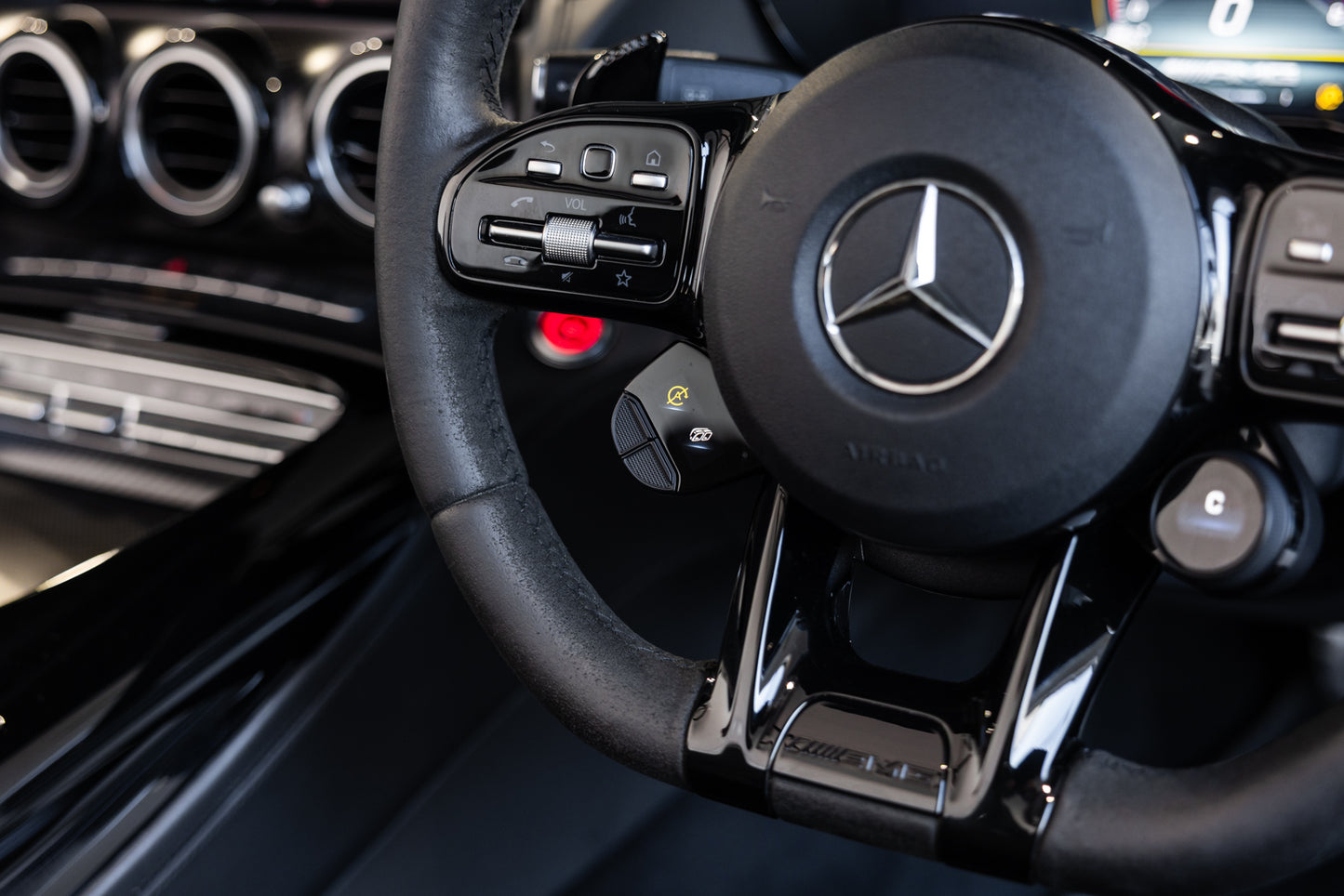 2022 Mercedes AMG GTR Cabriolet - 1 of 750 in the world - 16 100kms