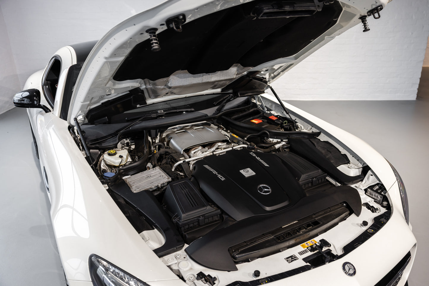 2016 Mercedes AMG GTS ED1 - 27 441kms