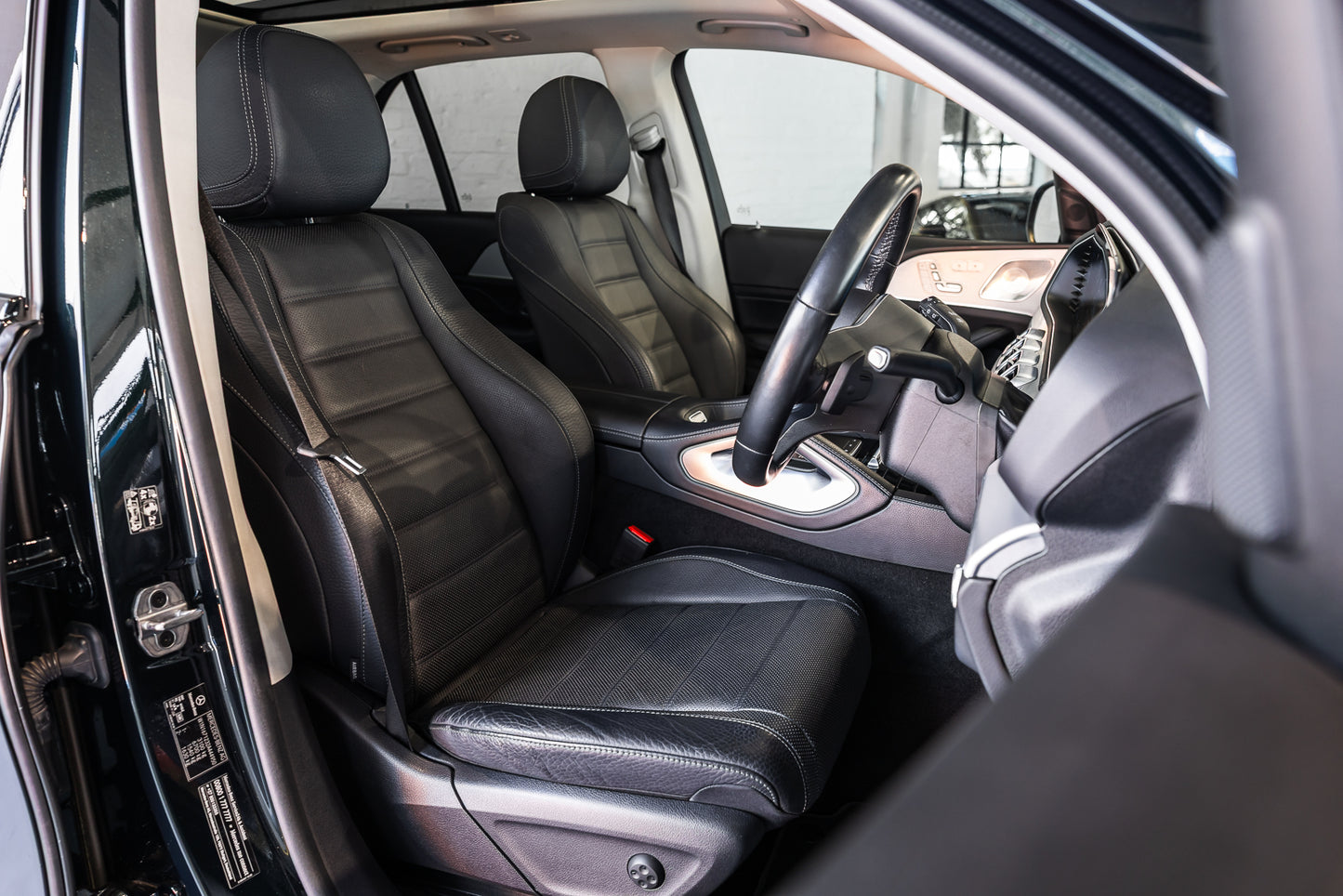 2021 Mercedes GLE400D AMG - 36 750kms