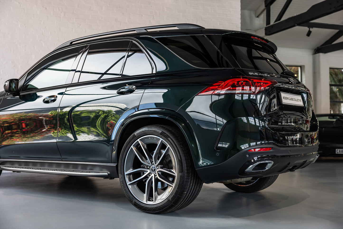 2021 Mercedes GLE400D AMG - 36 750kms