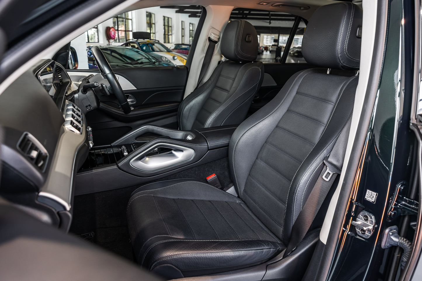 2021 Mercedes GLE400D AMG - 36 750kms