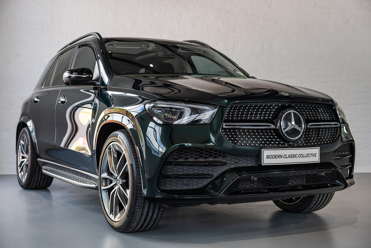 2021 Mercedes GLE400D AMG - 36 750kms