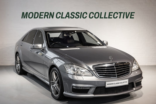 2011 Mercedes S63 Sedan - 78 000kms