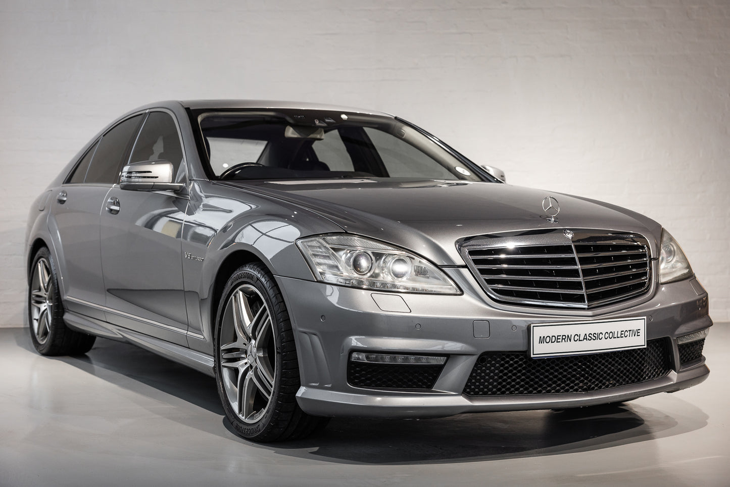 2011 Mercedes S63 Sedan - 78 000kms