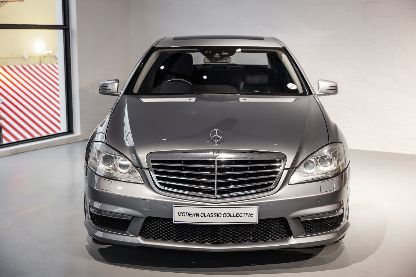 2011 Mercedes S63 Sedan - 78 000kms