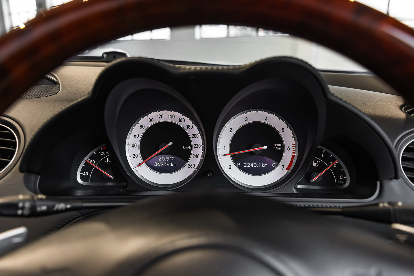2010 Mercedes SL500 - 36 930kms