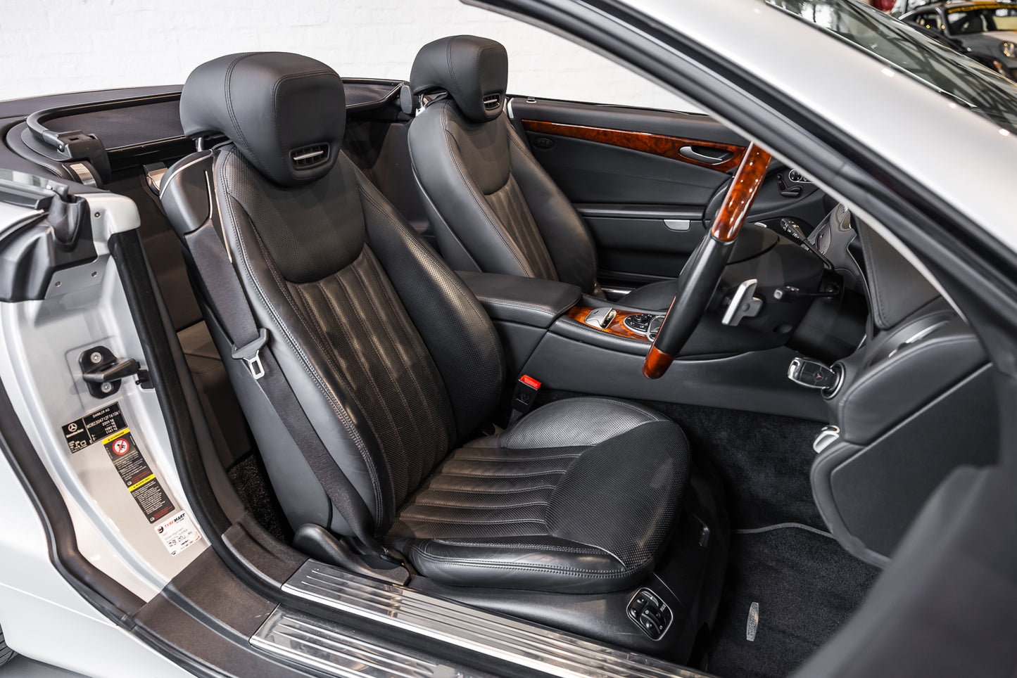 2010 Mercedes SL500 - 36 930kms