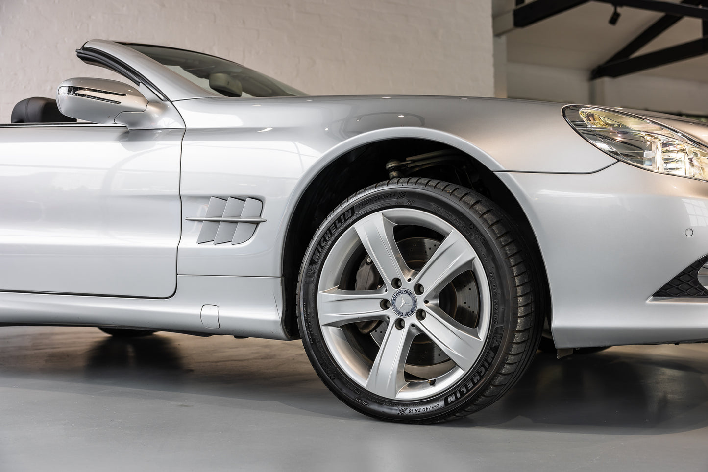 2010 Mercedes SL500 - 36 930kms