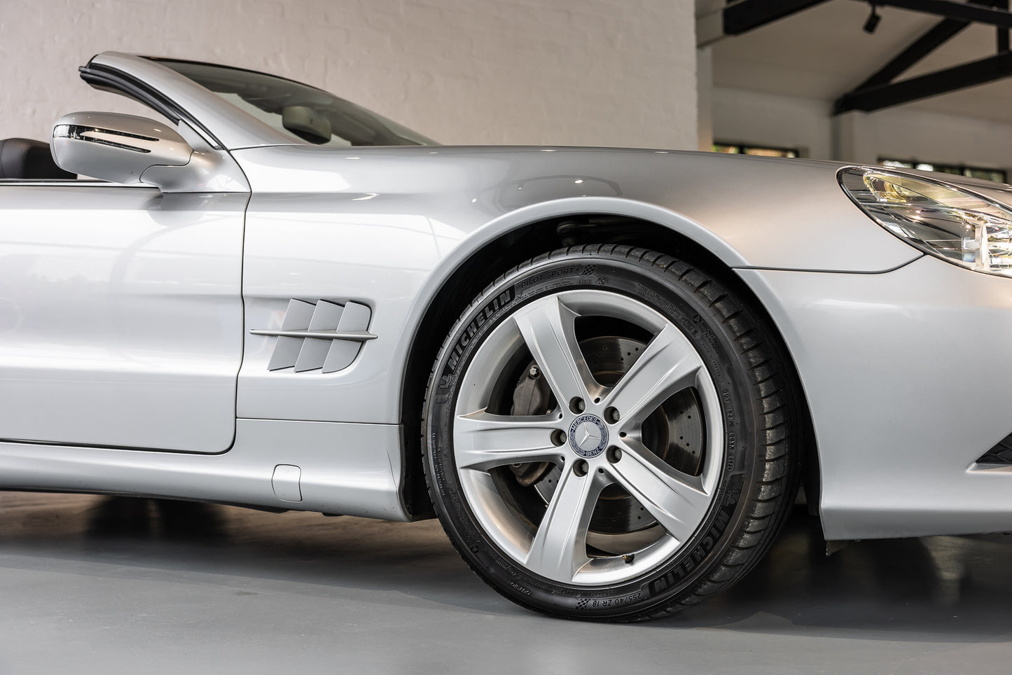 2010 Mercedes SL500 - 36 930kms