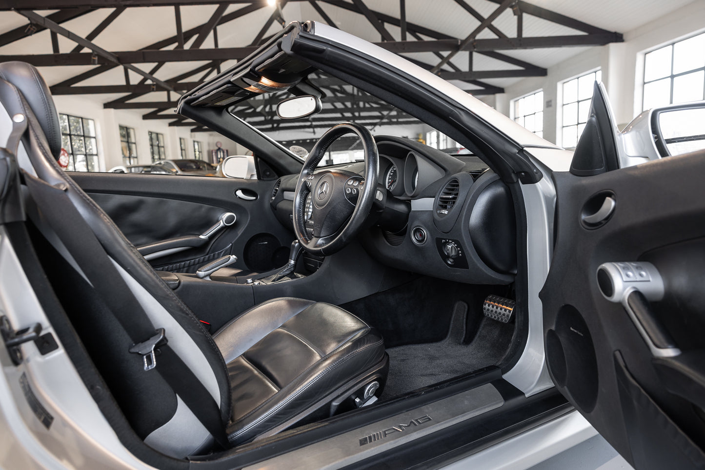 2006 Mercedes SLK55 AMG - 86 000kms