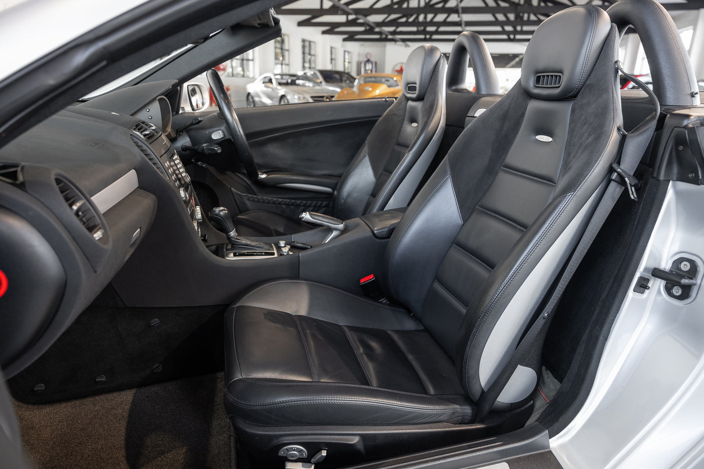 2006 Mercedes SLK55 AMG - 86 000kms