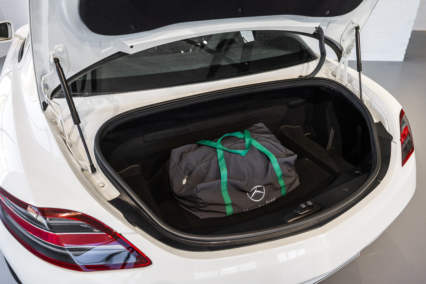 2012 Mercedes SLS Gullwing - 49 430kms