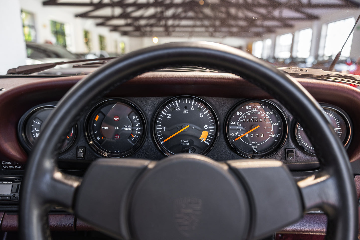 1984 Porsche 911 Carrera Cabriolet - 129 246 miles