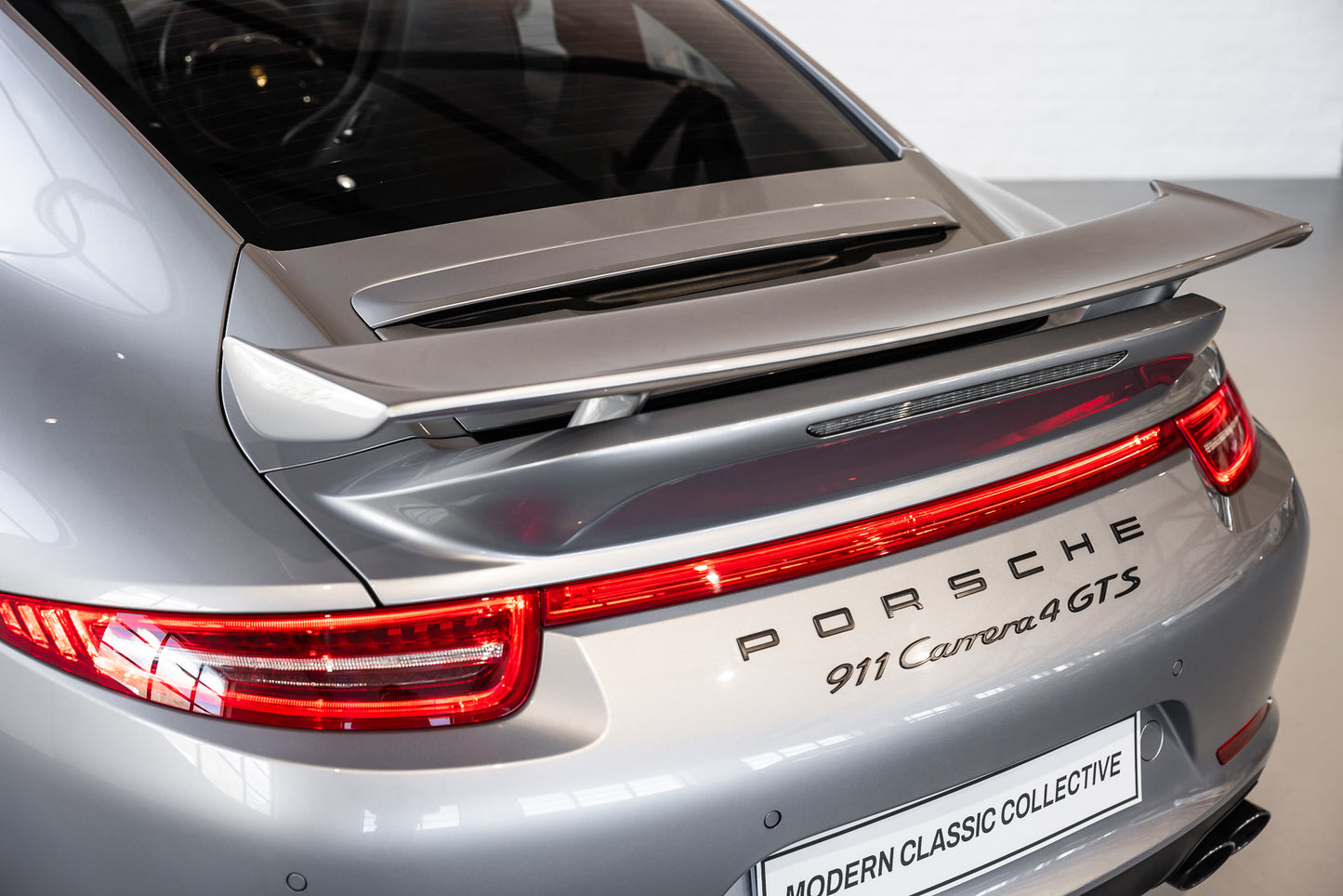 2016 Porsche 991.1 Carrera 4GTS - 16 500kms