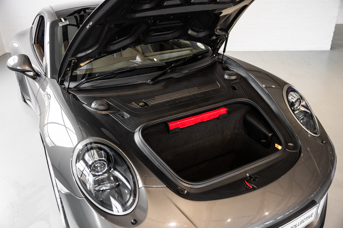 2018 Porsche 991.2 GTS - 49 500kms