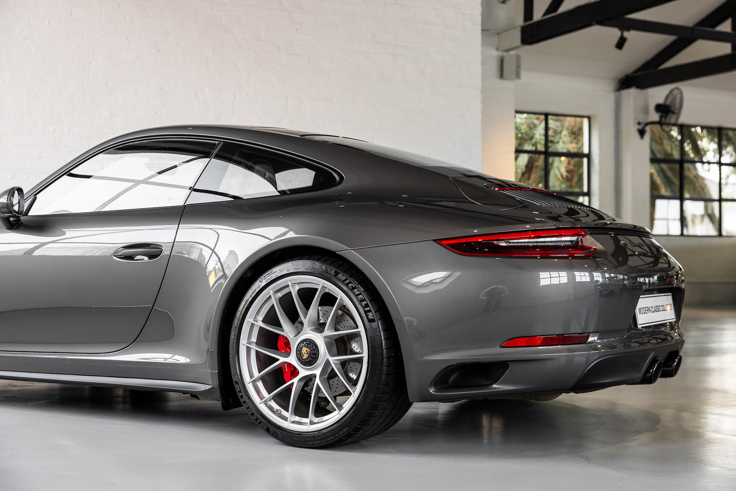 2018 Porsche 991.2 GTS - 49 500kms