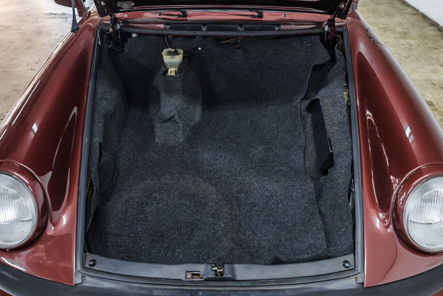 1984 Porsche 911 Carrera Cabriolet - 127 000 miles