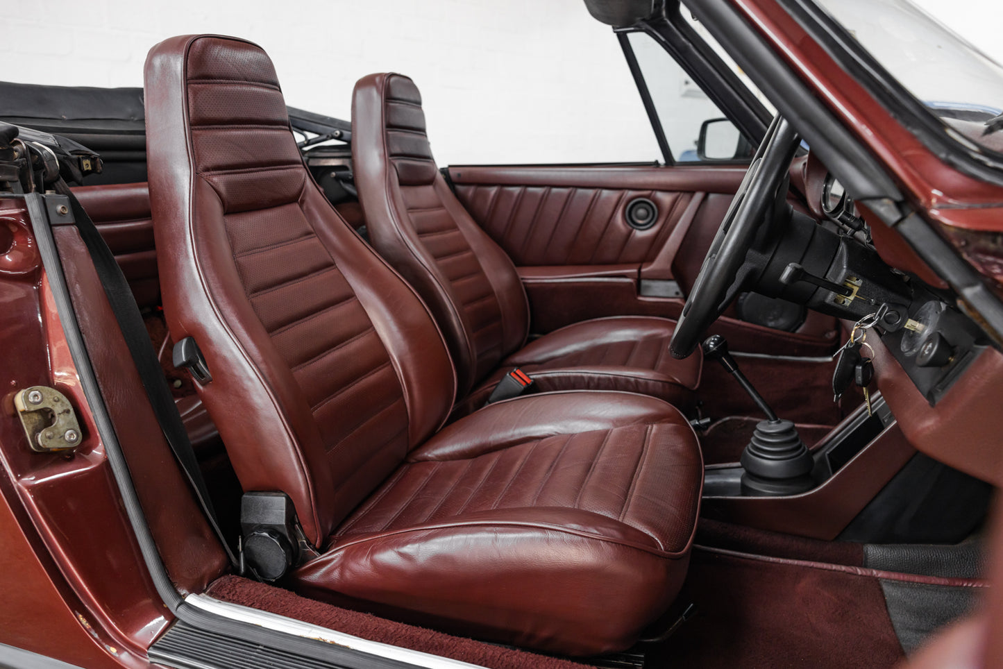 1984 Porsche 911 Carrera Cabriolet - 127 000 miles