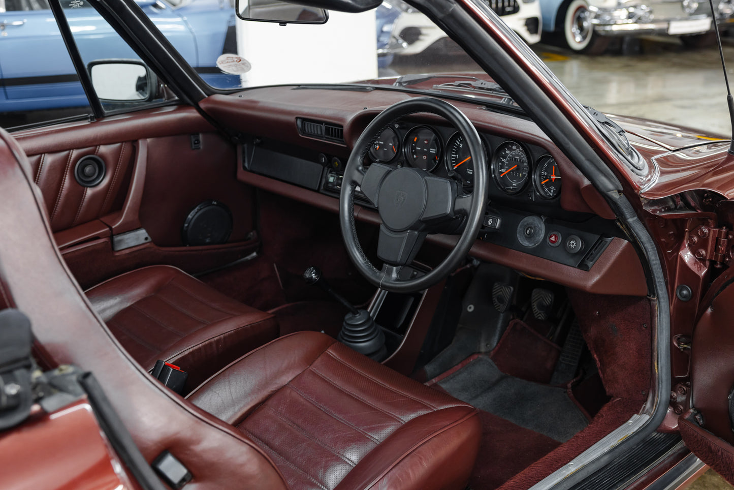 1984 Porsche 911 Carrera Cabriolet - 127 000 miles
