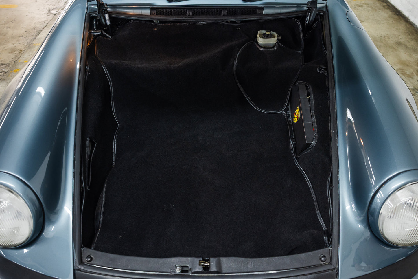 1984 Porsche 911 Carrera - 154 392kms