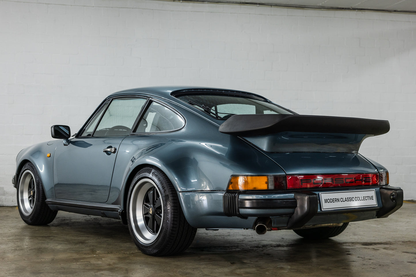 1984 Porsche 911 Carrera - 154 392kms