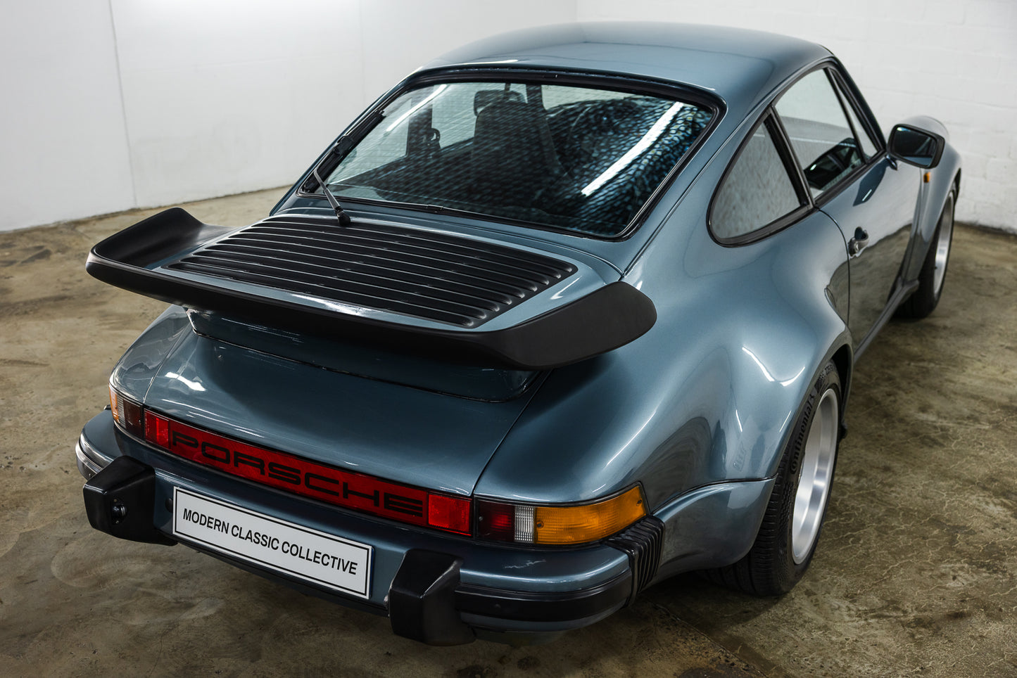 1984 Porsche 911 Carrera - 154 392kms