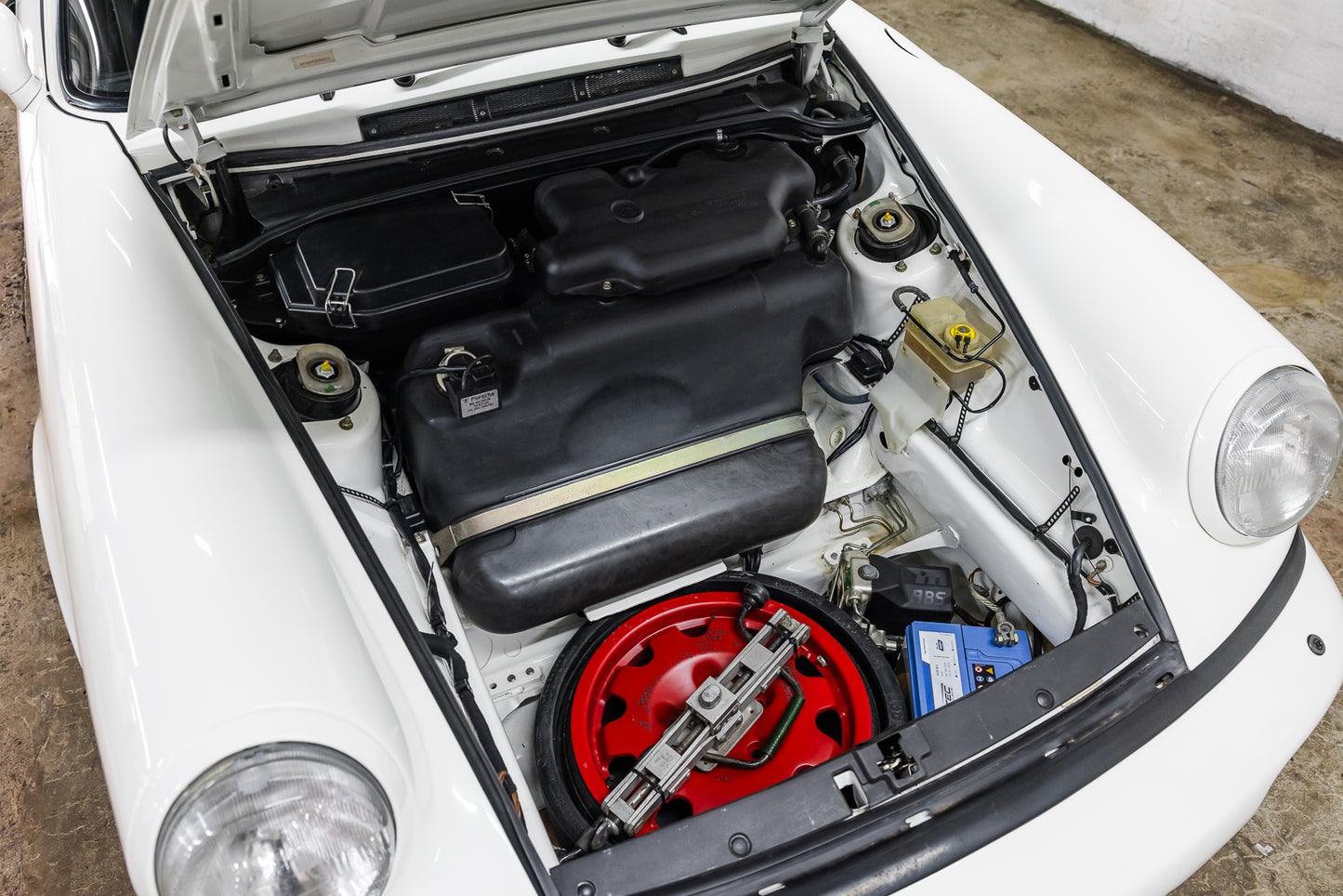 1994 Porsche 964 Carrera 2 - LHD - 77 000 miles
