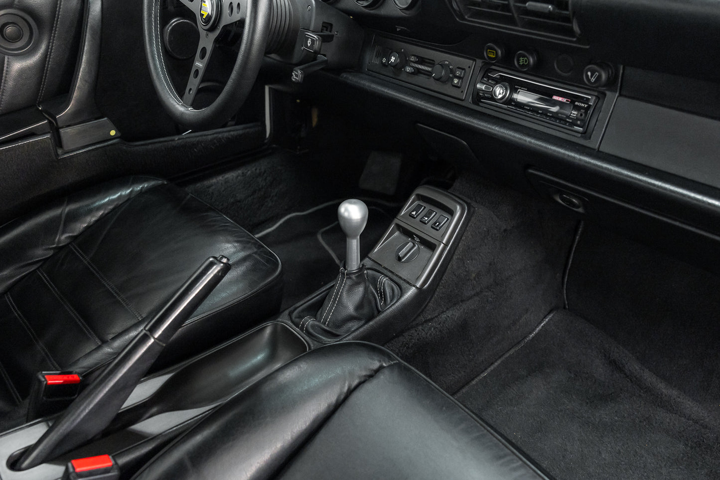 1994 Porsche 964 Carrera 2 - LHD - 77 000 miles
