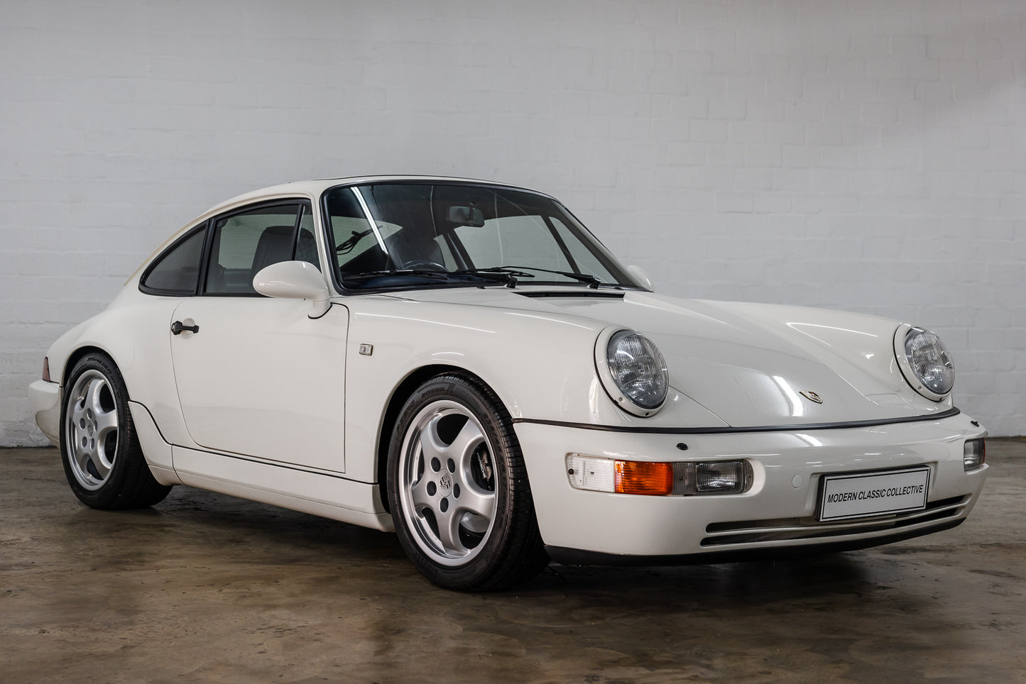 1991 Porsche 964 Carrera 2 Tip Tronic - 49 000kms