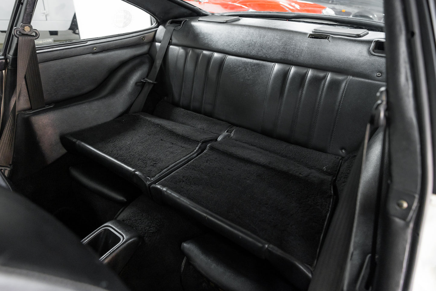 1994 Porsche 964 Carrera 2 - LHD - 77 000 miles
