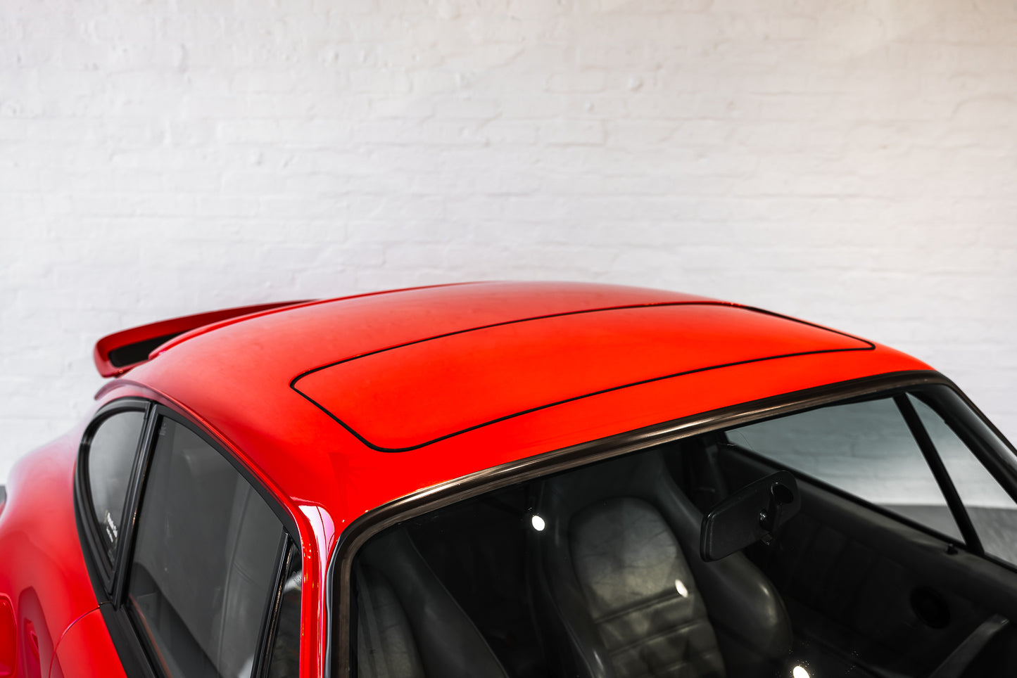 1991 Porsche 964 Carrera 2 - Tip Tronic - 141 650kms