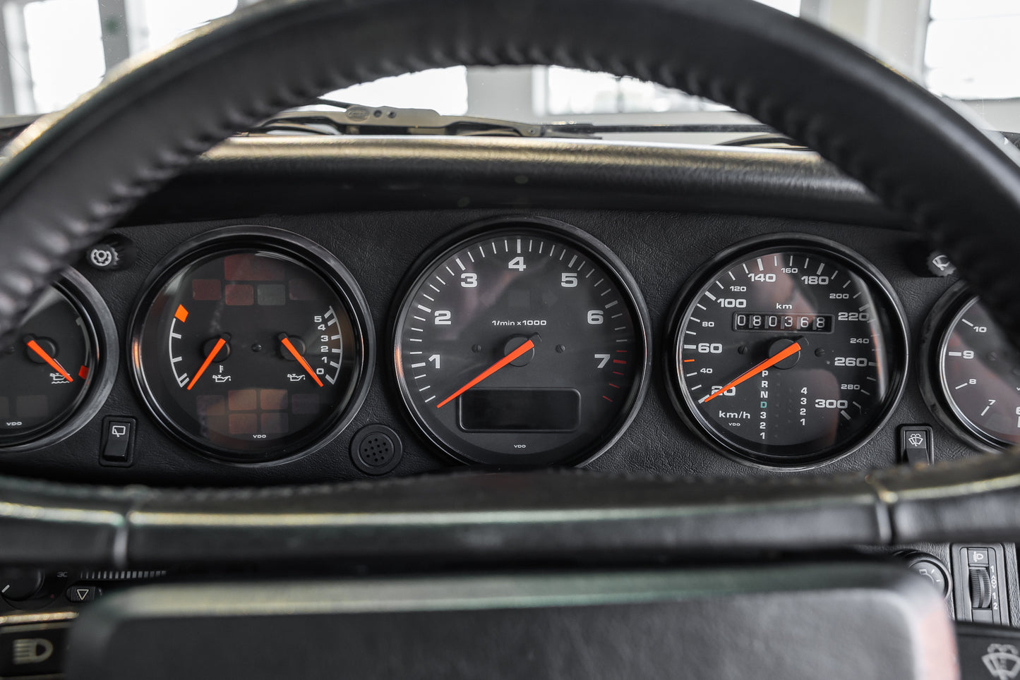 1994 Porsche 964 Carrera 2 - Tip Tronic - 80 300