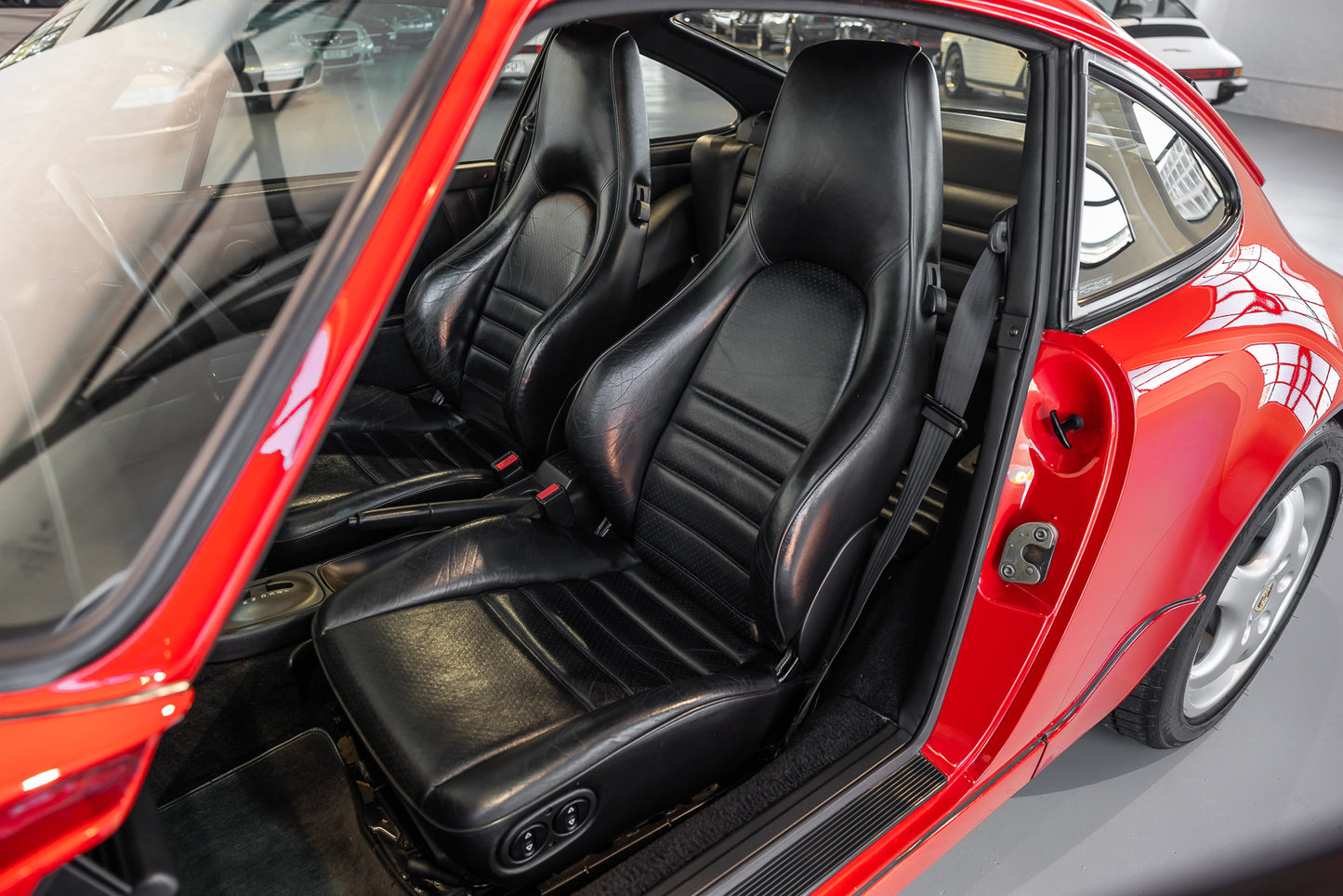 1994 Porsche 964 Carrera 2 - Tip Tronic - 80 300