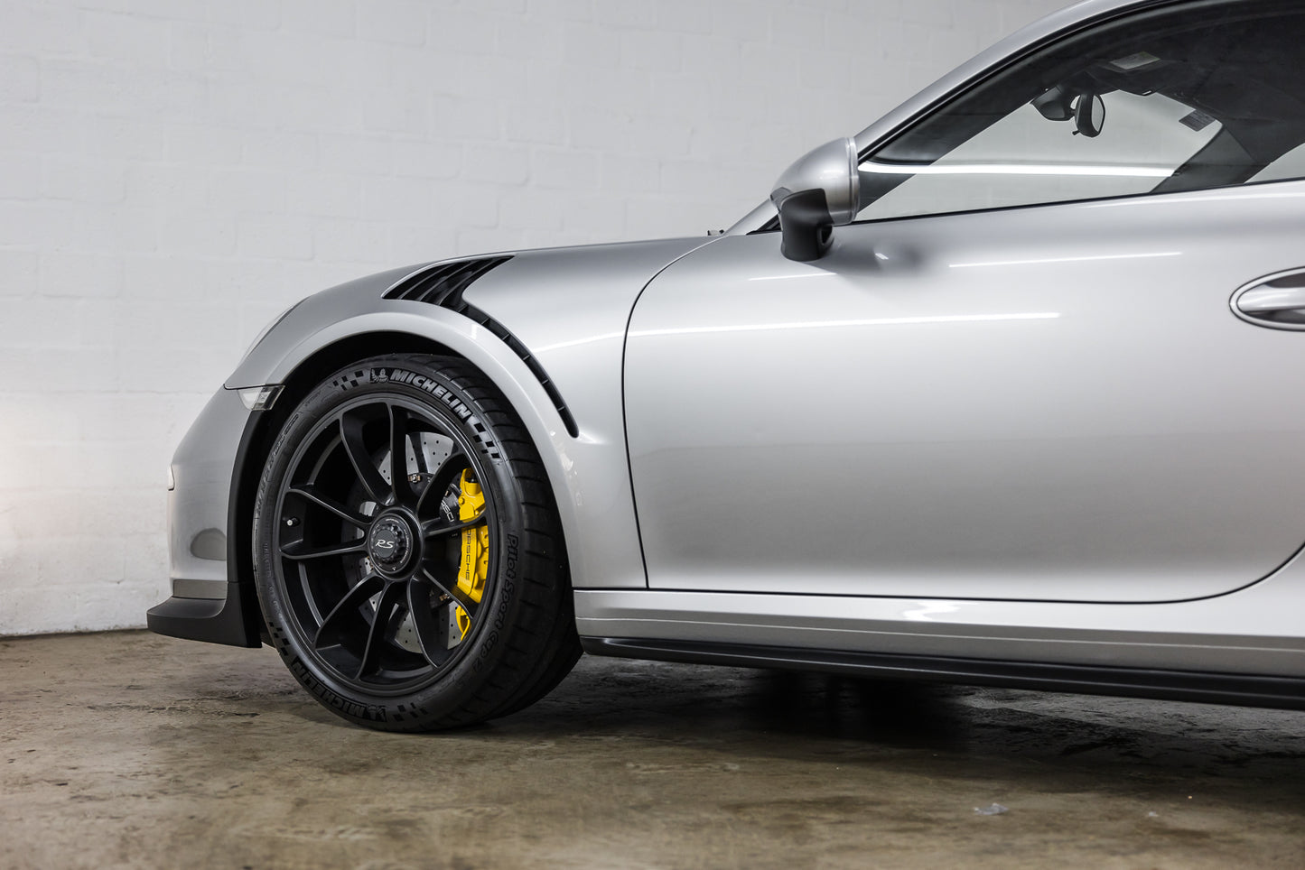 2016 Porsche 991.1 GT3 RS - 32 900kms